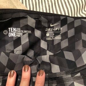 Nike Dri-fit leggings, M